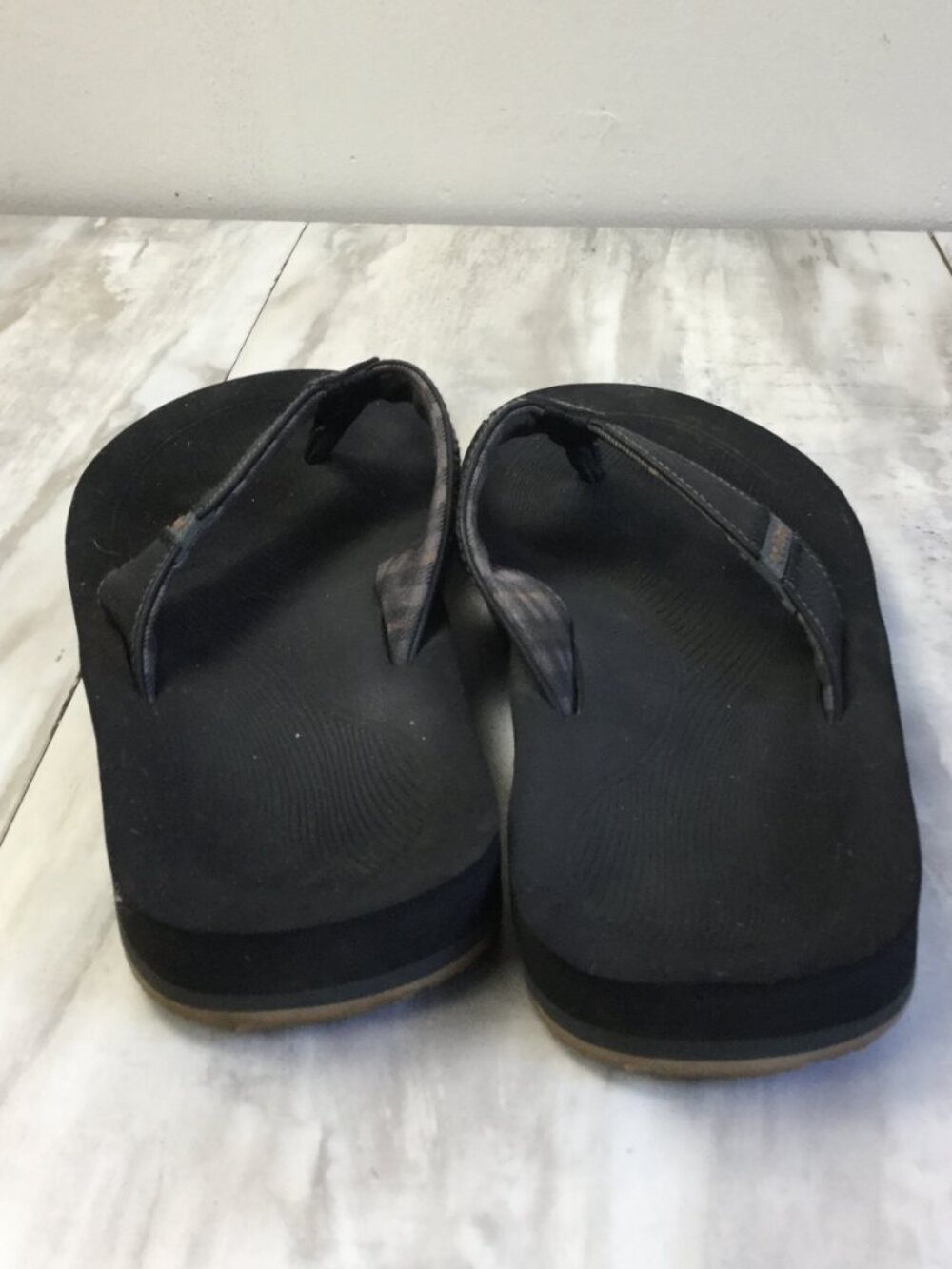 Cobian Salt & Light Flip Flop Sandals 11 - Picture 5 of 9
